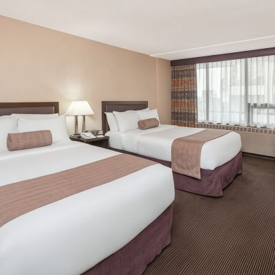 客房 - 帶2張雙人床和陽台 卡爾加里市中心華美達酒店優惠