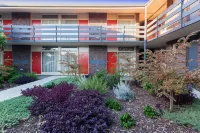 Kings Park Motel