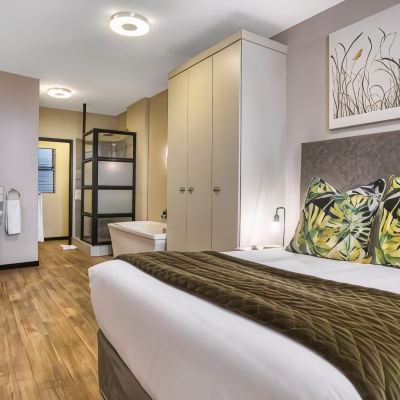 Three Bedroom Apartment C.A.G the Vantage Promo Code