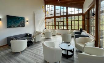 Hotel Torrecerredo - Housity