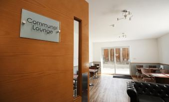 Flexistay Aparthotel Sutton - Housity