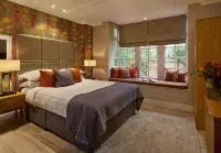 Langshott Manor - Luxury Hotel Gatwick Các khách sạn ở 