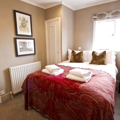 Small Double Room Chapter House Promo Code