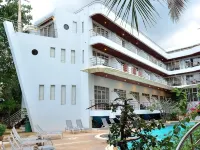 First Residence Hotel