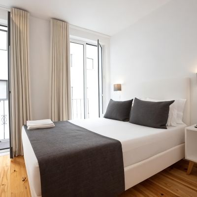 Double Room With Double Bed And Balcony Mystay Porto Batalha Promo Code
