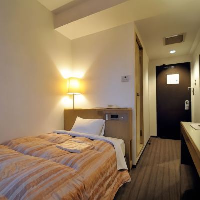 經濟城景房 - 帶小型雙人床 - 帶浴室 相模原皇冠山酒店優惠