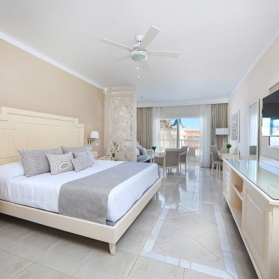 Junior Suite Deluxe Castle View&nbsp;Tres Adultos Bahia Principe Fantasia Punta Cana - All Inclusive Promo Code