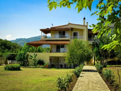 Villa Porto Matzavino ( private villa) – Your Sanctuary in Picturesque Greece Hotele w: 