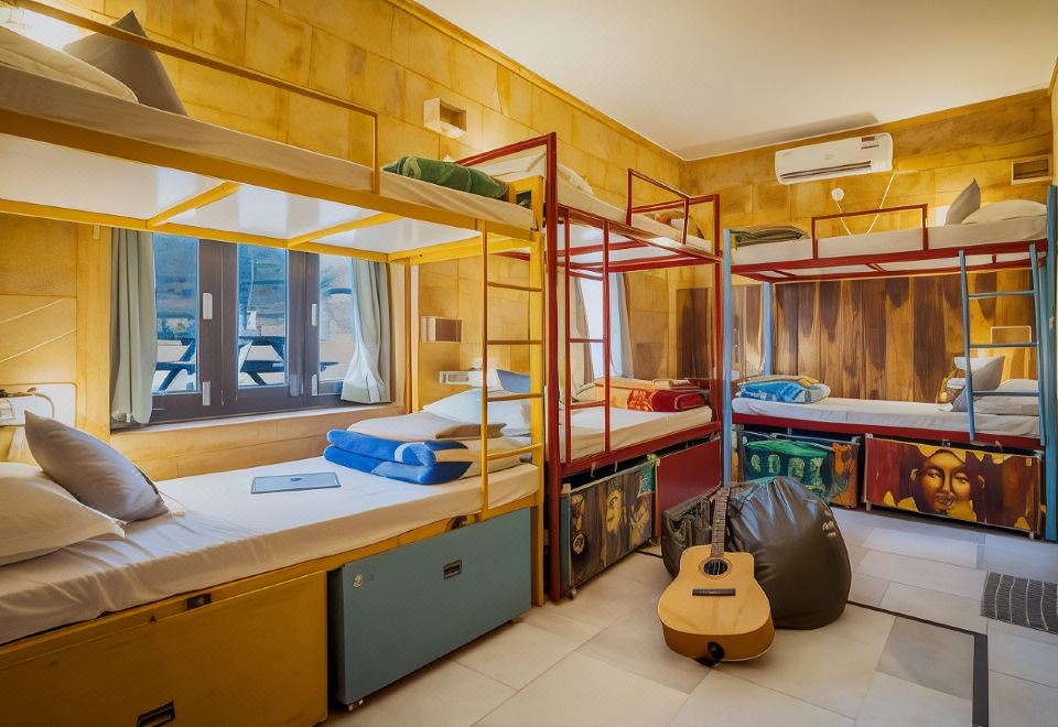 六床女賓空調宿舍間