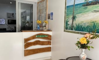 Jeffrey S Hotel - Housity