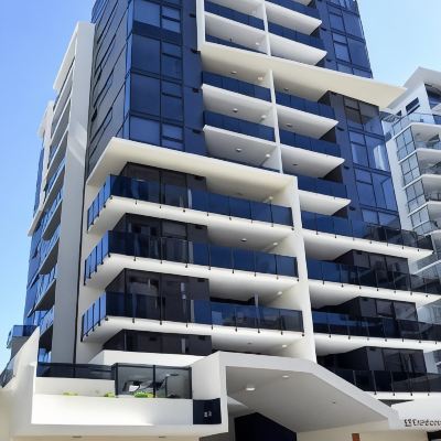 Efficiency Suite With Multiple Beds-Non Smoking First Light Mooloolaba Promo Code