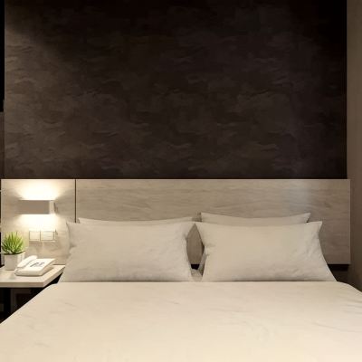 Mini Queen Room Without Window The Square Hotel Promo Code