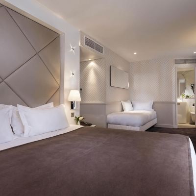 Deluxe Room Longchamp Elysees Promo Code
