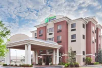 Holiday Inn Express & Suites MIDWEST CITY by IHG Hotel di 