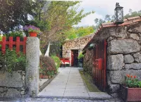 Casas Da Ribeira Hotel di 