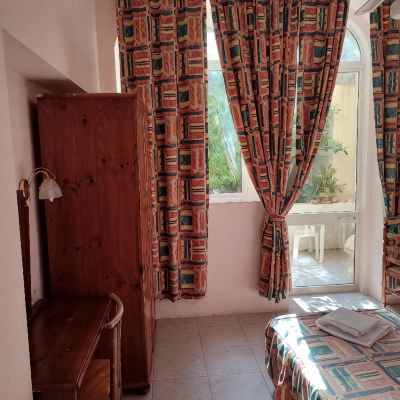 Comfort Apartment Sprachcaffe International Promo Code