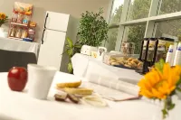 Residence & Conference Centre - Brockville