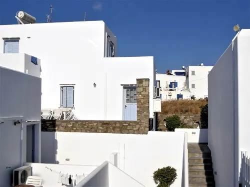 Elena Studios & Apartments