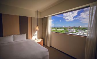 Inn by the Village - Housity