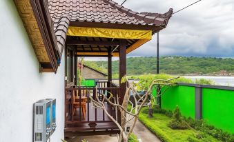 Pula Huts Lembongan