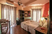 Mythos Guesthouse Отели в г. 