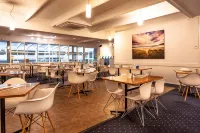 Kingston Hotel