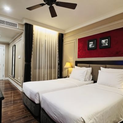 Superior Twin Room Hotel du Monde Promo Code
