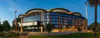 Oval Hotel at Adelaide Oval