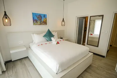 The Watermark Hotel Отели в г. 
