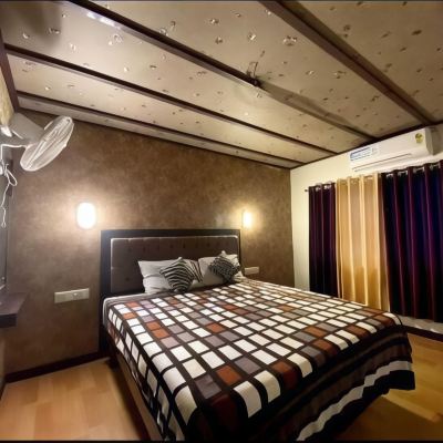 Deluxe Room in A Houseboat