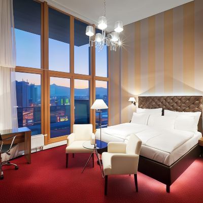 Royal Club Deluxe Room Pytloun City Boutique Hotel Promo Code