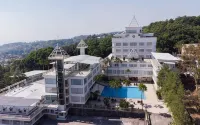Royal Senyiur Hotel