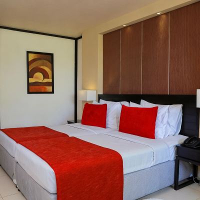 Deluxe Twin Room Pegasus Reef Hotel Promo Code