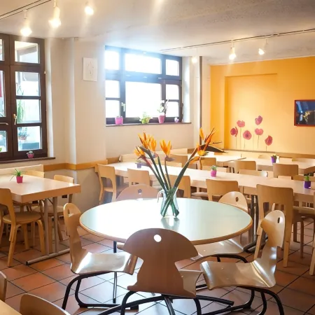 Auberge de Jeunesse de Bouillon Отели в г. Буйон