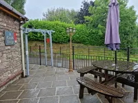 Castle Lodge - Brecon Beacons Accommodation Hotels in 