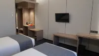 โรงแรมนิวฮอลลีวูด โรงแรมใน