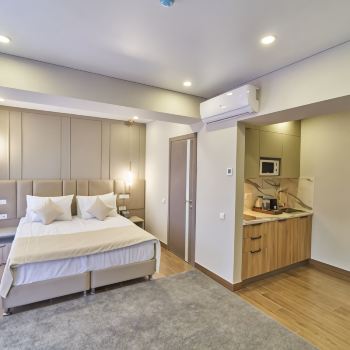 Mirror Light Apart-Hotel