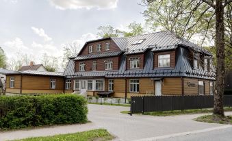Pinska Guesthouse Apartment - Housity