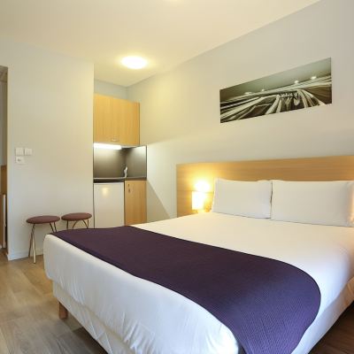 Standard Suite One Double Bed