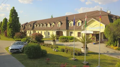 Hétkúti Wellness Hotel Các khách sạn ở 