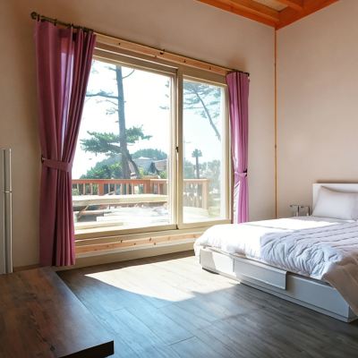 201호(C동 15평 원룸) 노을에기댄언덕 펜션 태안 쿠폰