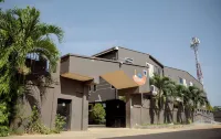 Momo's Guest House Hotels in 