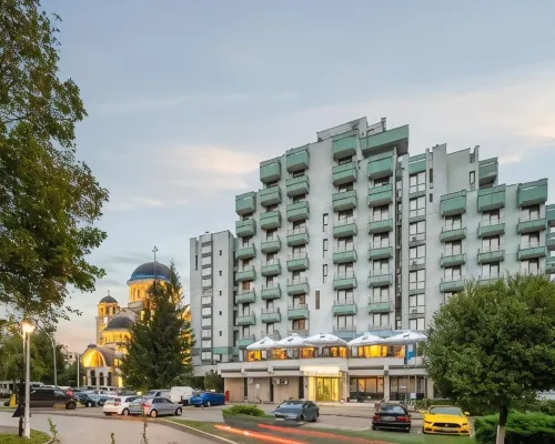 Hotel Sarmis Các khách sạn ở Deva