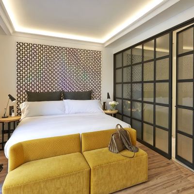 Superior King Room Serras Barcelona Promo Code