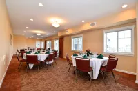 Rivertide Suites