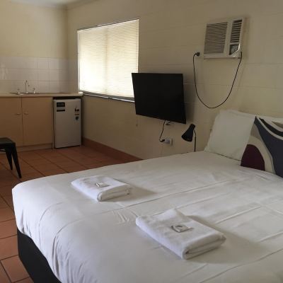 Family Studio Lake Central Cairns Promo Code