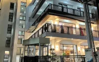 Fahira Hotel Bukittinggi  호텔