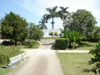 Free Transportation. Private Villa.  Amazing Ocean View, Pool, And housekeeper. Hôtels à : 