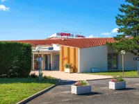 Greet Hotel Castres Saix