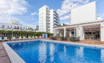 BLUESEA Cala Millor - Housity